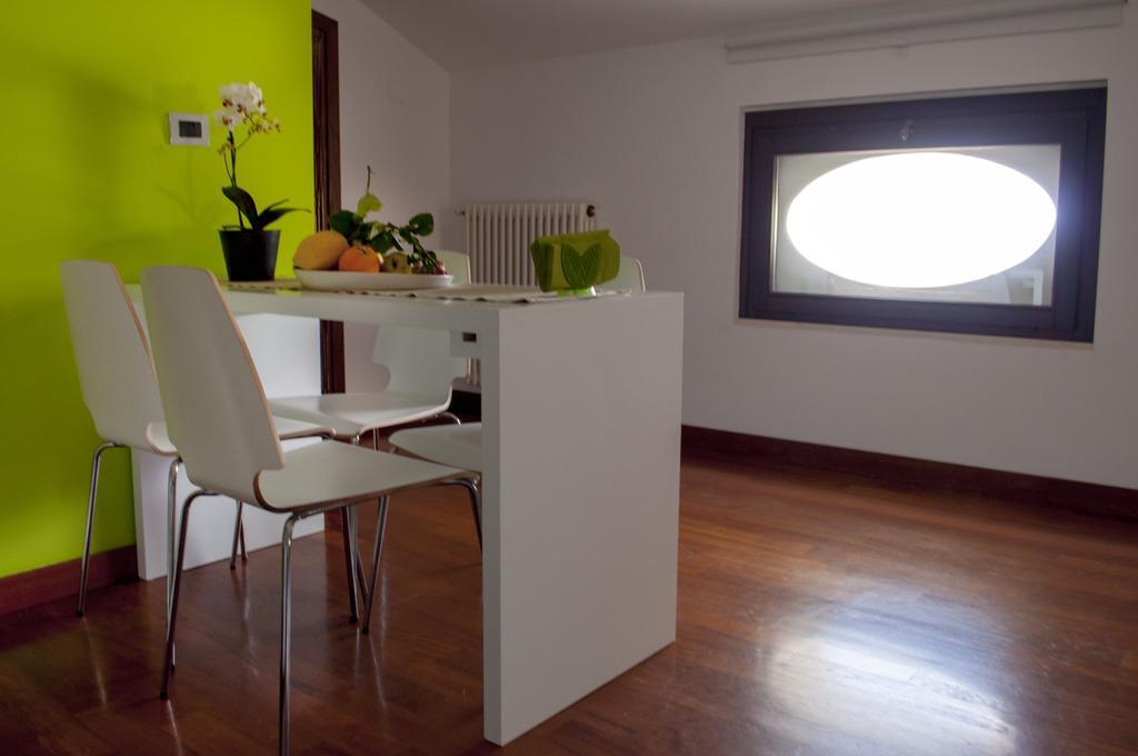 Residence Zelzar Vietri Habitación foto